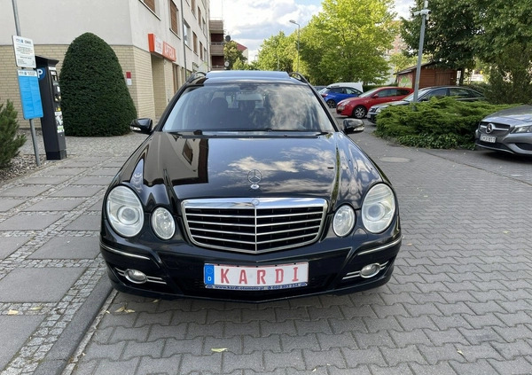 Mercedes-Benz Klasa E cena 29900 przebieg: 276000, rok produkcji 2009 z Baranów Sandomierski małe 781